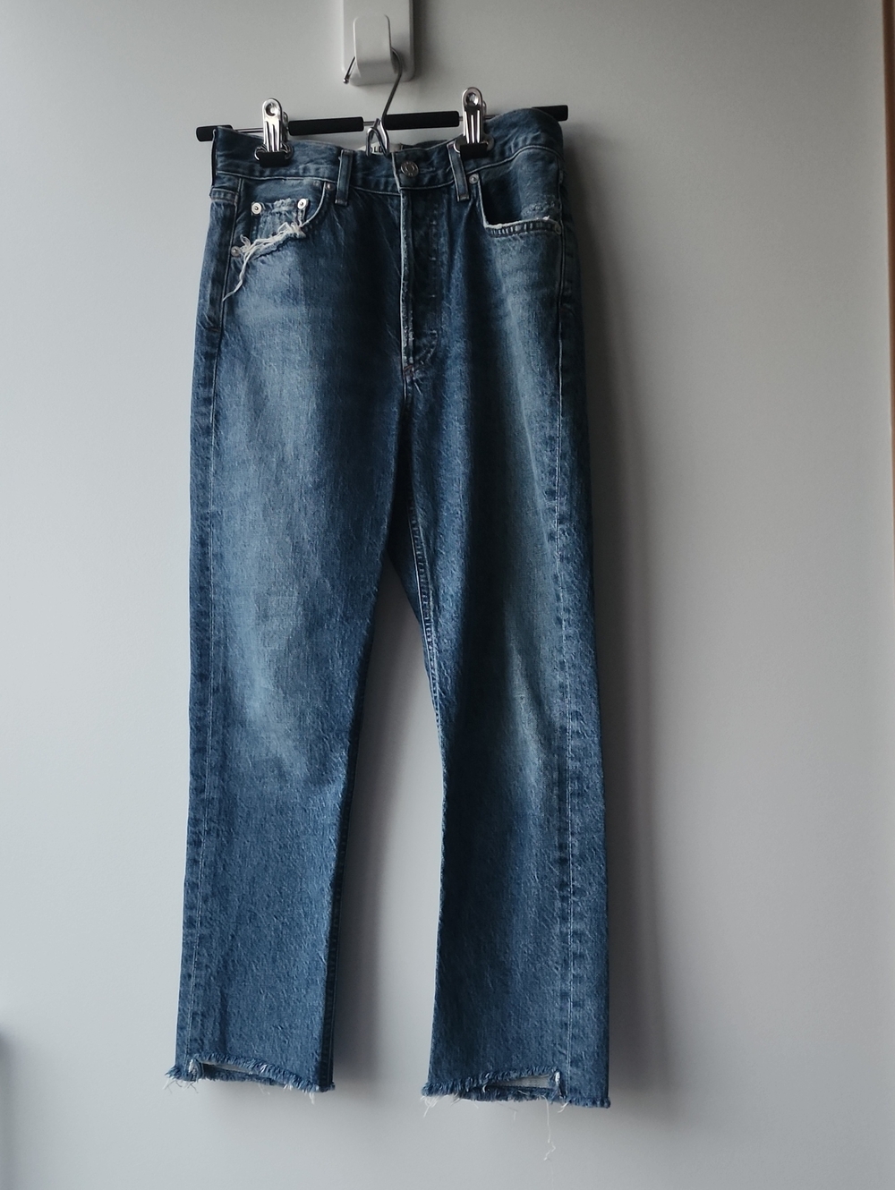 Classic High-Rise Women’s Jeans in Medium Blue